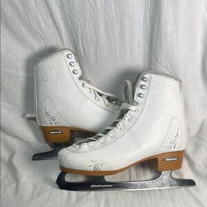 Bladerunner White Figure Skates w/Blade Guards - Size 8